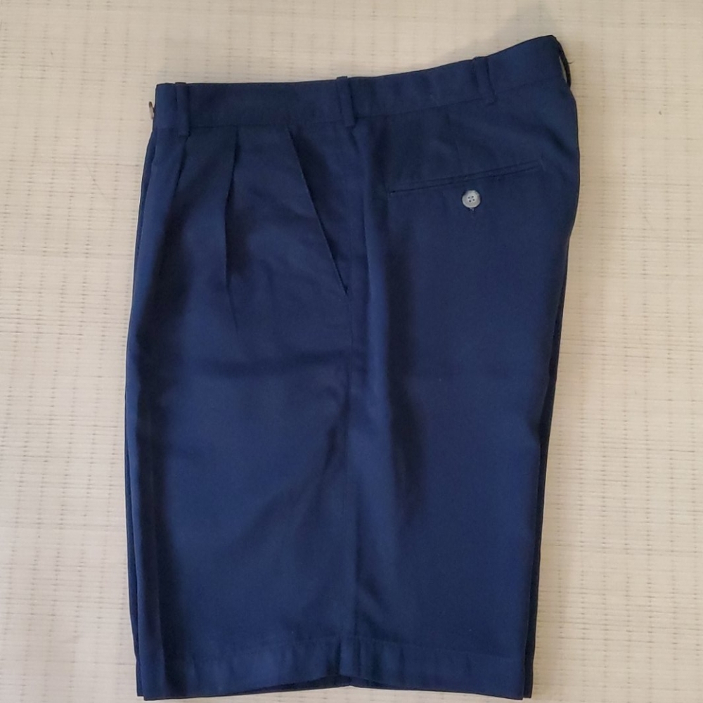 ★Haggar Men's Pleated Shorts